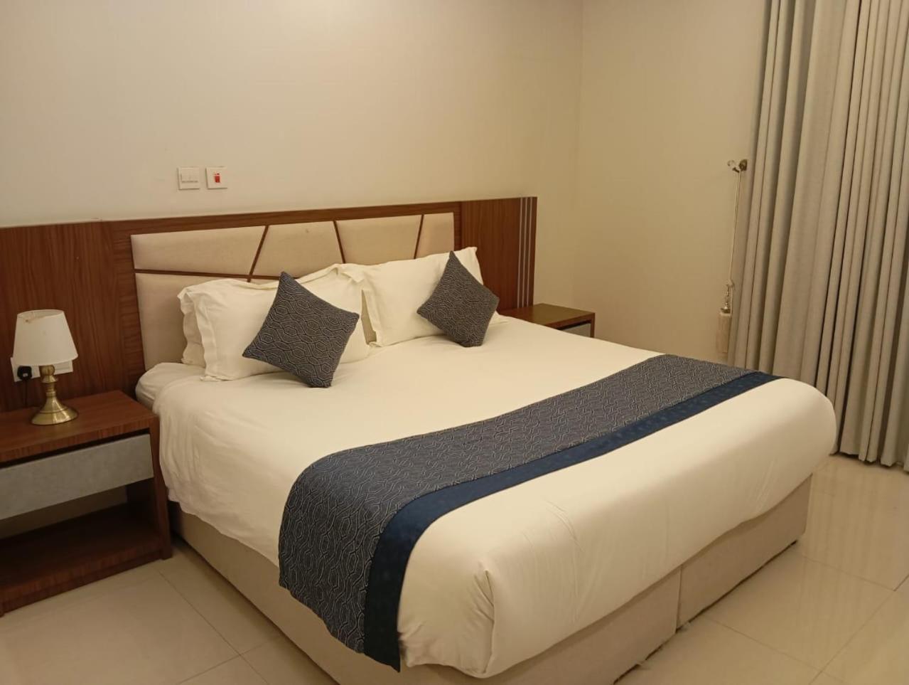 Remaz Suites Hotel Al Al Jubail Dış mekan fotoğraf